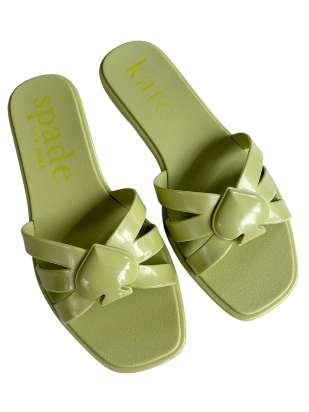 New In Box Kate Spade Sculpted Spade Jelly Sandals Bosc Pear Green Size 6